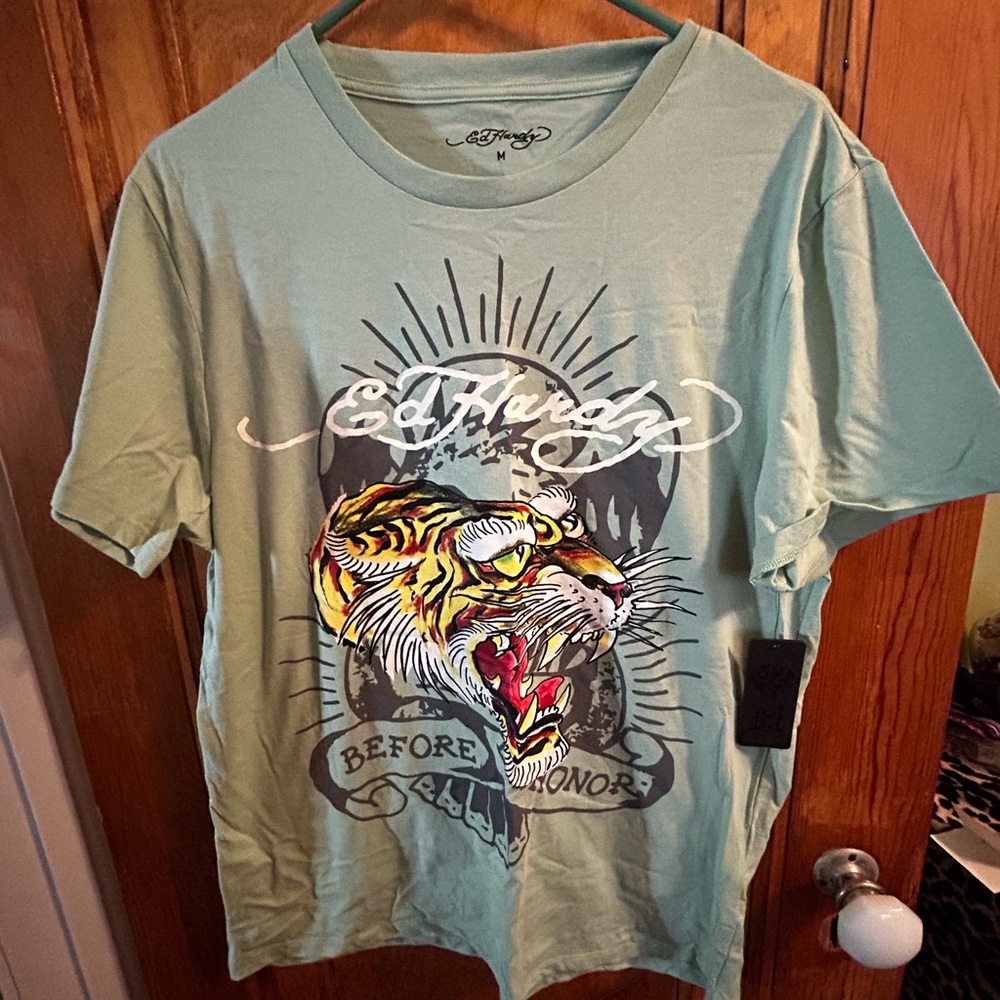 ED HARDY T-Shirt Men Sz Medium Graphic Tattoo Tiger Head Before Honor Mint Green